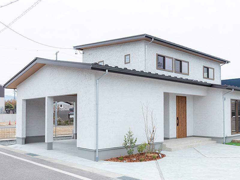 地元飯田市に密着した工務店です